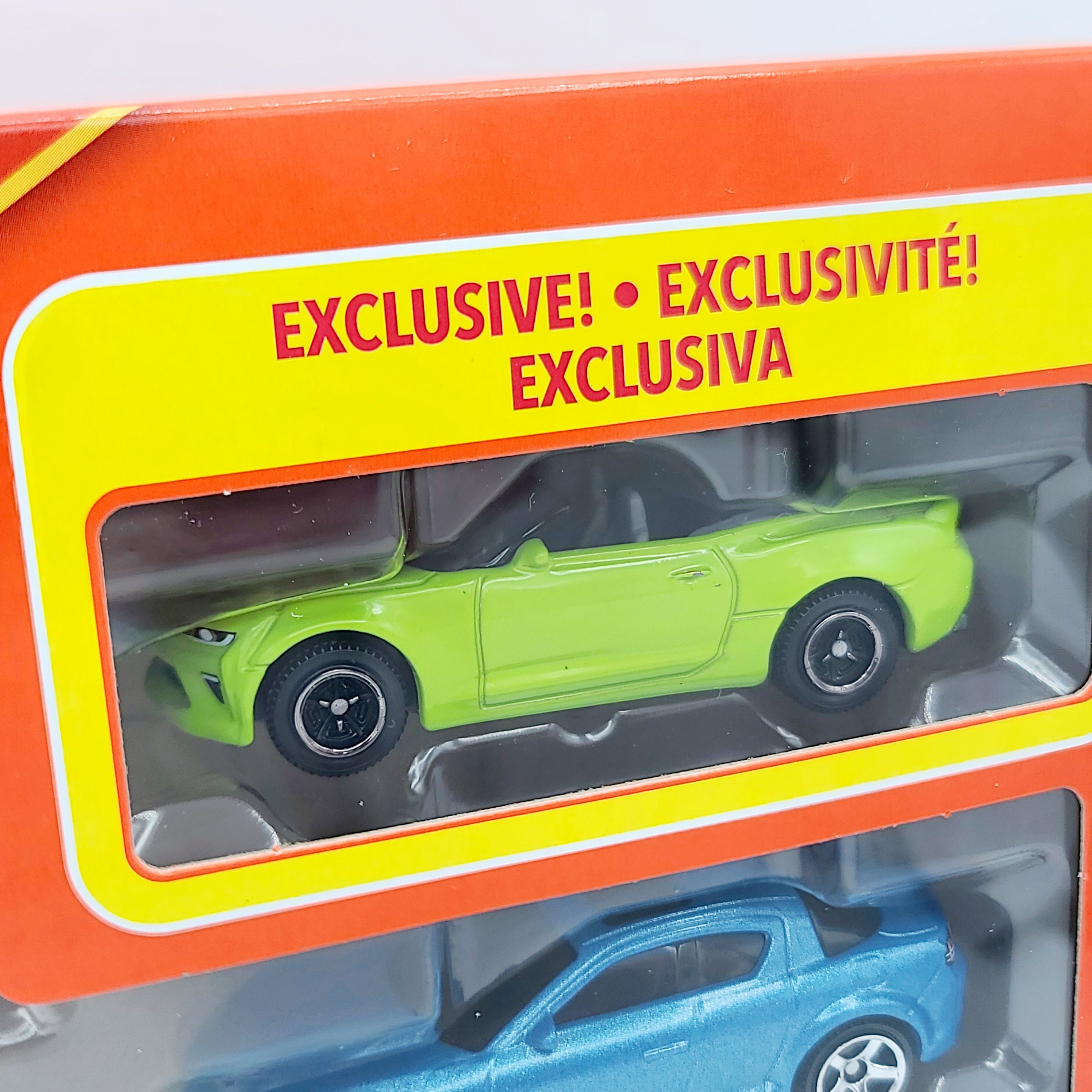 Matchbox 8 Pack - Exclusive '16 Chevy Camaro Convertible (2025 Mix 4)